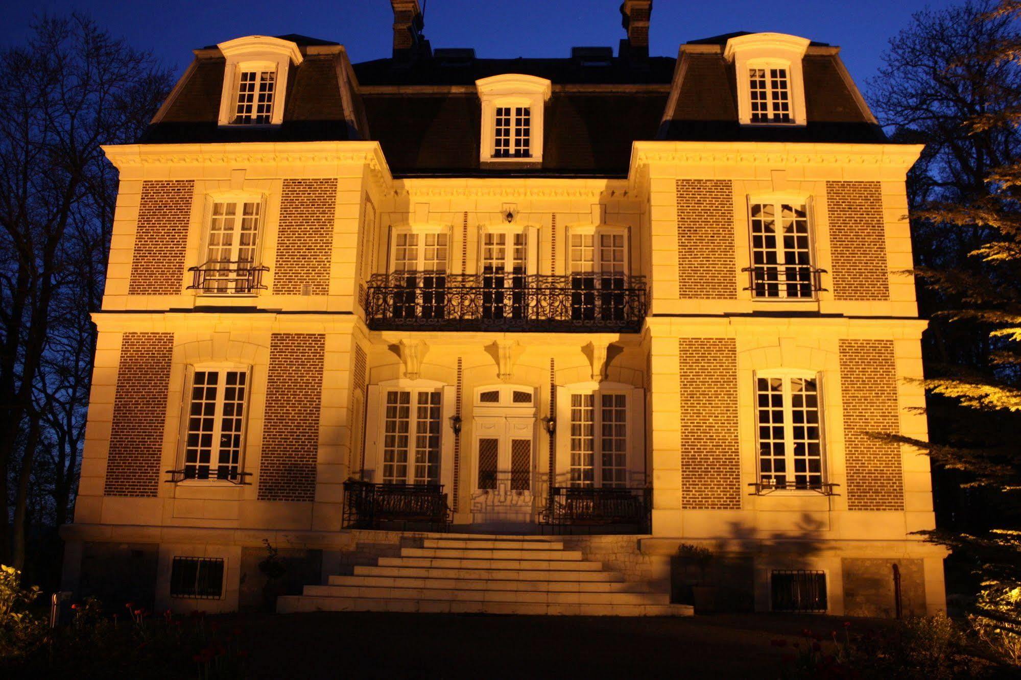 Chateau D'Avesnes - Le Castelet Kültér fotó